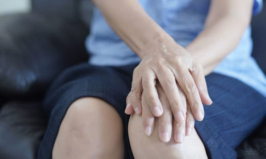 5 products that are surprisingly effective for knee pain treatment that you can use at home