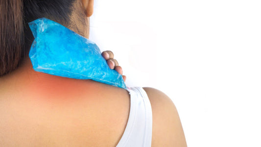 Why ice and heat packs, along with some useful home remedies, help ease shoulder pain